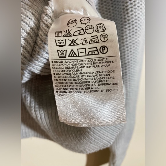 Banana Republic Knit Sweater Size L - Picture 7 of 7